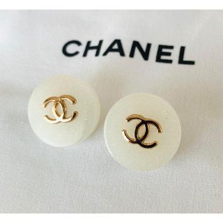 シャネル ヘアゴムの通販 900点以上 | CHANELを買うならラクマ シャネル ヘアゴムの通販 900点以上 | CHANELを買うならラクマ