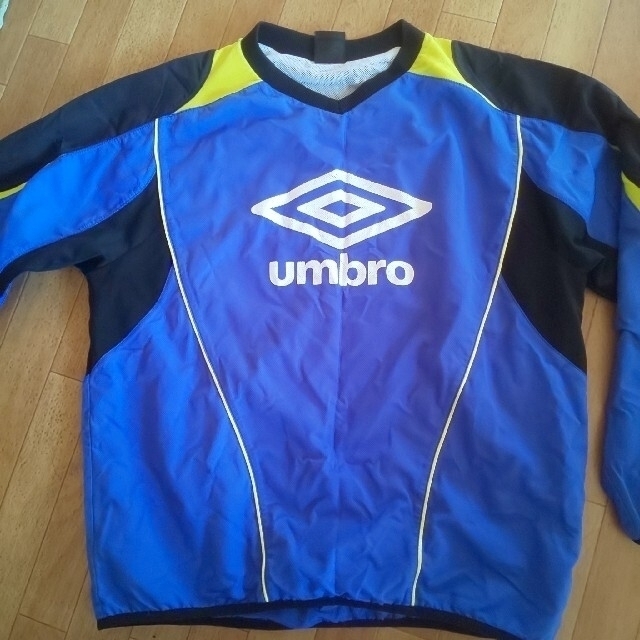 UMBRO(アンブロ)のUMBRO ビステ 上下 サッカー キッズ/ベビー/マタニティのキッズ服男の子用(90cm~)(その他)の商品写真