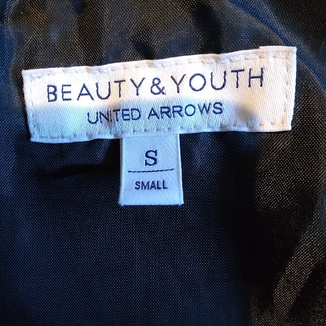 BEAUTY&YOUTH UNITED ARROWS(ビューティアンドユースユナイテッドアローズ)のユナイテッドアローズ　ボアライナー付きマウンテンパーカー　ブラック　Sサイズ レディースのジャケット/アウター(その他)の商品写真