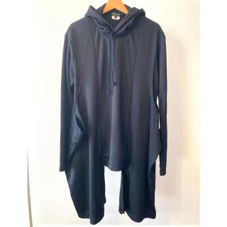 COMME des GARÇONS HOMME PLUS 段違いパーカー