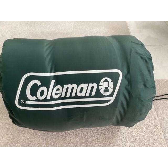 Coleman(コールマン)のNANAさまへ　コールマン寝袋三つ スポーツ/アウトドアのアウトドア(寝袋/寝具)の商品写真