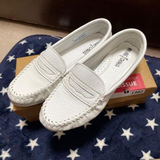 ミネトンカ(Minnetonka)のミネトンカのローファー　美品です。(ローファー/革靴)