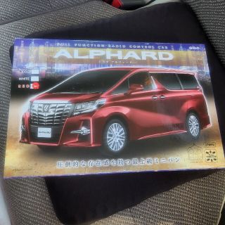 ALPHARD ﾄﾖﾀｱﾙﾌｧｰﾄﾞ(RED赤) ラジコン(トイラジコン)