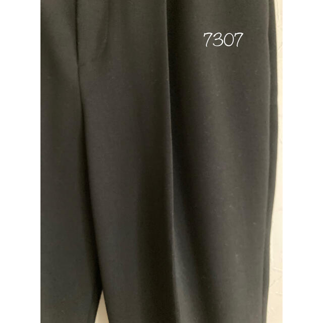 L'Appartement DEUXIEME CLASSE(アパルトモンドゥーズィエムクラス)のアパルトモン Lisiere Tuck Pants 38 黒サイズ直しあり レディースのパンツ(その他)の商品写真