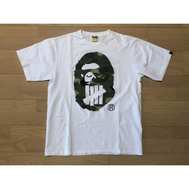 A BATHING APE - A Bathing Ape & Undefeated Tシャツの通販 by RO's ...
