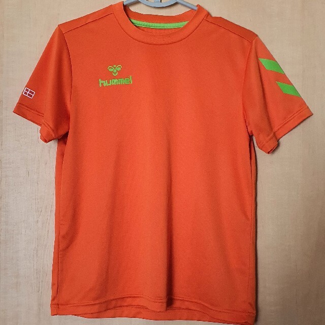 hummel(ヒュンメル)のヒュンメル プラクティス シャツ ドライＴシャツ Ｓ ３枚セット used 美品 スポーツ/アウトドアのサッカー/フットサル(ウェア)の商品写真