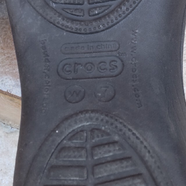 crocs(クロックス)のクロックス レディース W7 レディースの靴/シューズ(サンダル)の商品写真