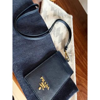 プラダ(PRADA)のパスケース　ネイビーカラー(パスケース/IDカードホルダー)