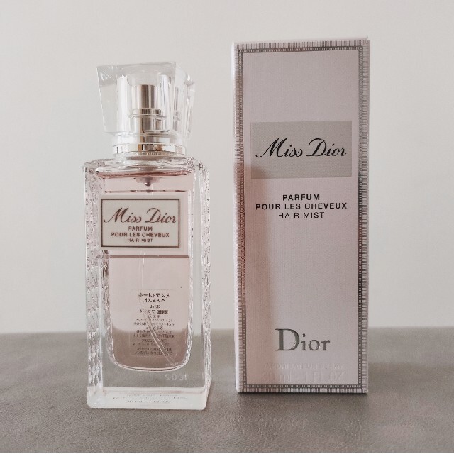 Dior(ディオール)の【新品・未使用】ミス ディオール ヘア ミスト　30ml コスメ/美容のヘアケア/スタイリング(ヘアウォーター/ヘアミスト)の商品写真