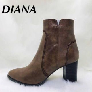 ダイアナ(DIANA)の【美品】DIANA//ブラウンショートブーツ(ブーツ)