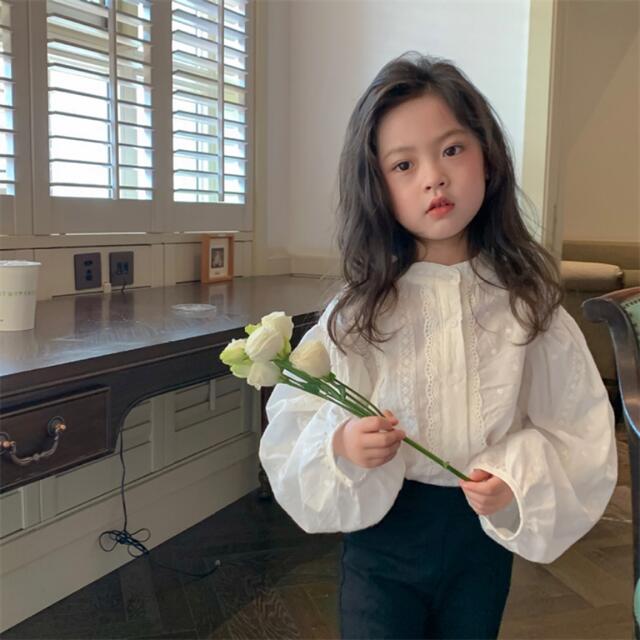 韓国 ベビー子供服 ボリューム袖&フリルが素敵なブラウス サイズ110と120の通販 by pyoru-LaLa｜ラクマ