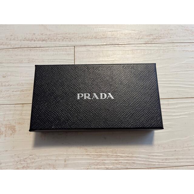 PRADA(プラダ)の未使用 PRADA iPhone 13 Pro カバー 黒 サフィアーノ スマホ/家電/カメラのスマホアクセサリー(iPhoneケース)の商品写真