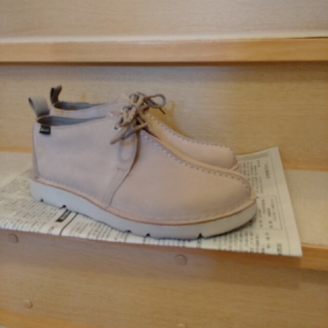 Clarks(クラークス)のUK9 BEAMS Clarks / Desert Trek GORE-TEX メンズの靴/シューズ(スニーカー)の商品写真