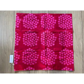 マリメッコ(marimekko)のmarimekko クッションカバー(プケッティ)(クッションカバー)