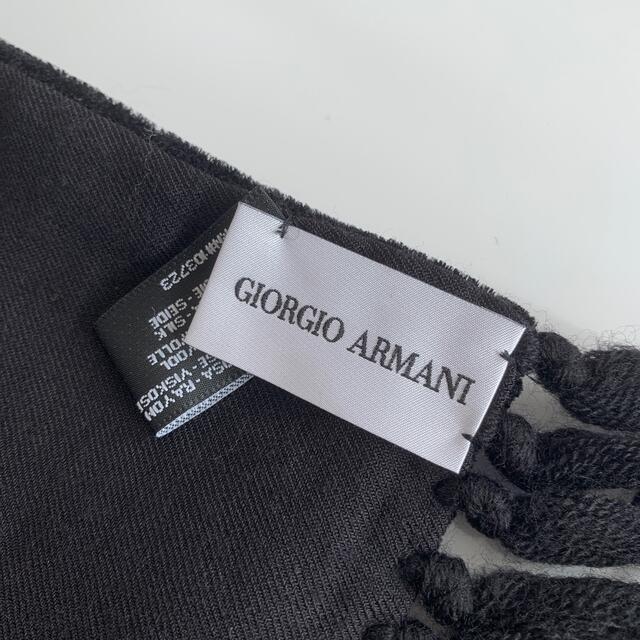 Giorgio Armani(ジョルジオアルマーニ)の【正規品】ジョルジオアルマーニ　黒マフラー メンズのファッション小物(マフラー)の商品写真