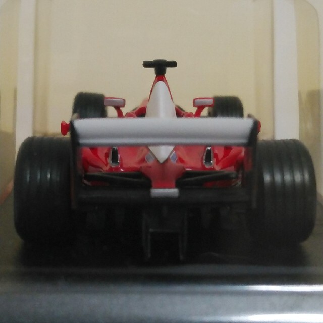 Ferrari(フェラーリ)のFerrari F2002  1/43スケールモデル(未使用) エンタメ/ホビーのおもちゃ/ぬいぐるみ(ミニカー)の商品写真