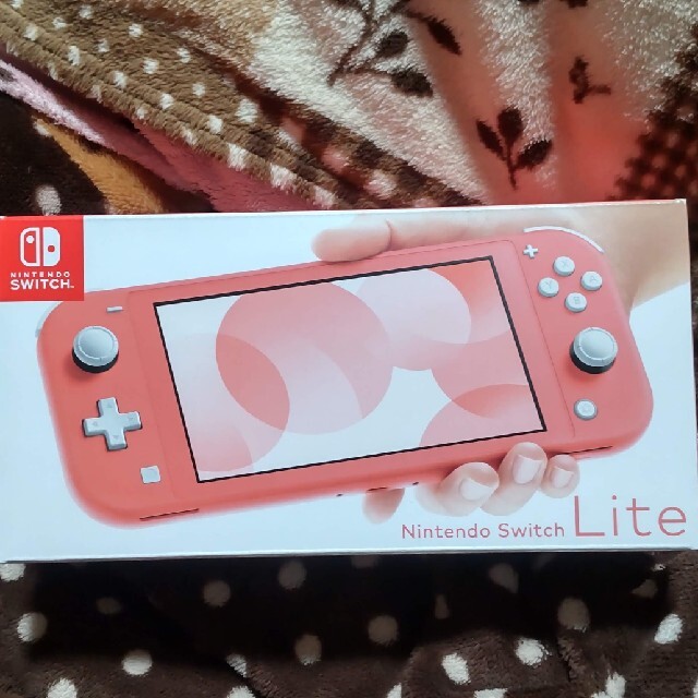 Nintendo Switch LITE コーラル 未使用