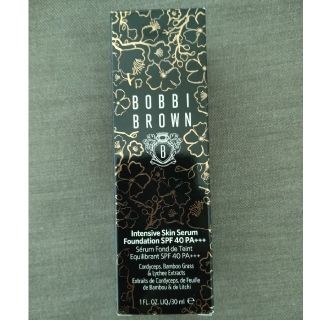 ボビイブラウン(BOBBI BROWN)の【未使用】ボビイブラウン　インテンシブスキンセラムファンデーション(ファンデーション)