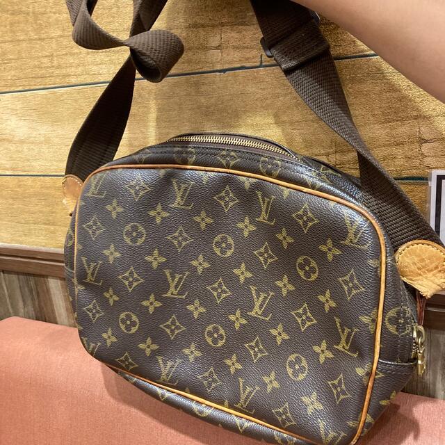 LOUIS VUITTON ルイヴィトン リポーター ショルダーバッグ ブランド