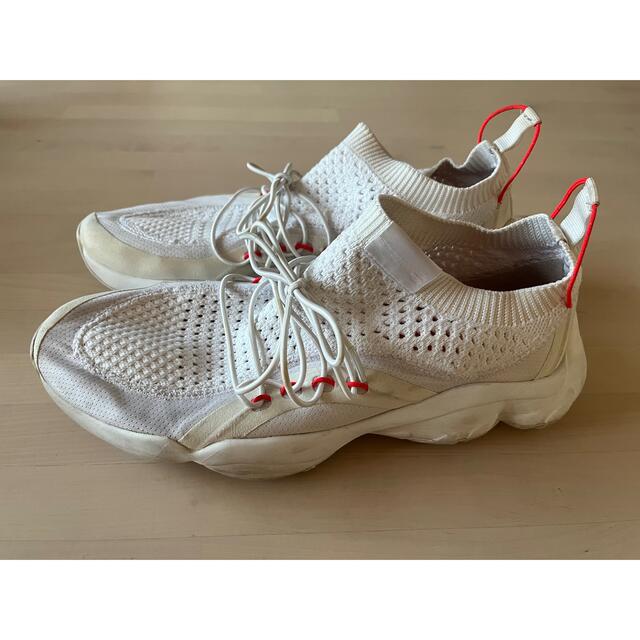 Reebok(リーボック)の完売商品　Reebok DMX FUSION 28.0cm ホワイト　限定カラー メンズの靴/シューズ(スニーカー)の商品写真