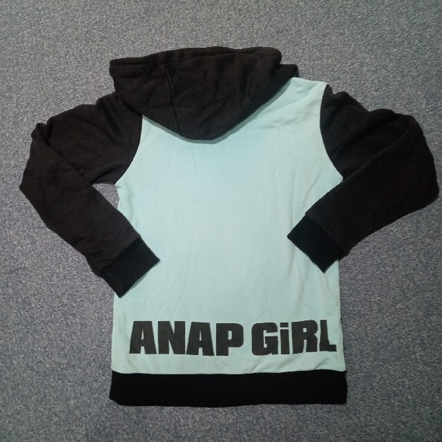 ANAP Kids(アナップキッズ)の★ANAP＊フード付きトレーナー＊水色＊XSサイズ キッズ/ベビー/マタニティのキッズ服女の子用(90cm~)(Tシャツ/カットソー)の商品写真