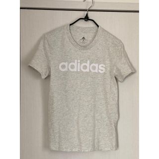 アディダス(adidas)のadidas Tシャツ(Tシャツ/カットソー(半袖/袖なし))