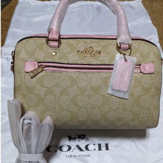 コーチ(COACH)のCOACH  ミニバッグ　シグネチャー　ピンクのワンポイント(ハンドバッグ)