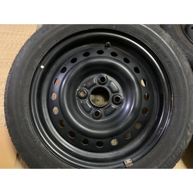 155/65R/14 4H 鉄チン　マッドブラック塗装 自動車/バイクの自動車(タイヤ・ホイールセット)の商品写真