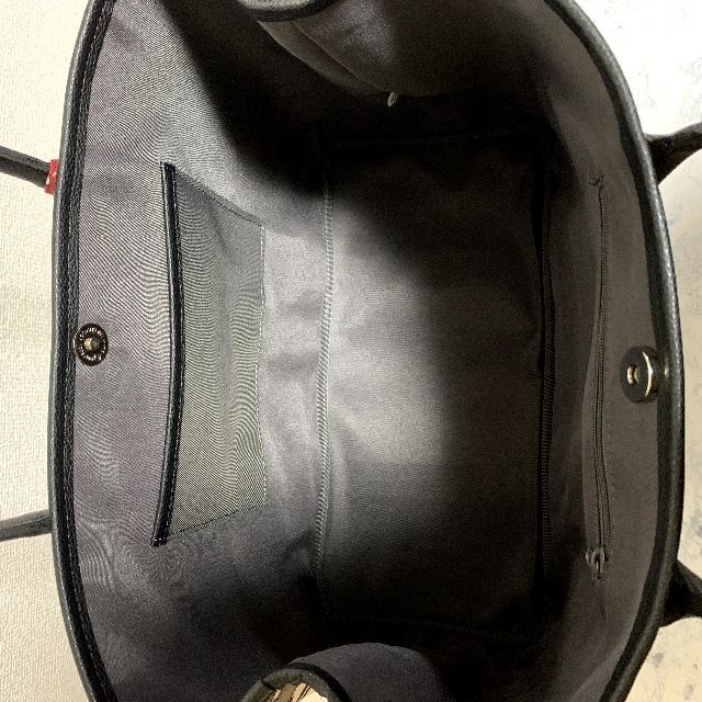 馬柄　トートバッグ　ポーチ+リボンスカーフ+ 馬チャーム 付き ブラック　L レディースのバッグ(トートバッグ)の商品写真