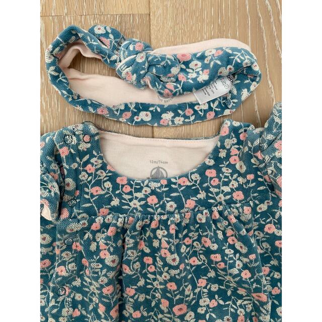 PETIT BATEAU(プチバトー)のプチバトー　ワンピース　フットカバー　ヘアバンドセット キッズ/ベビー/マタニティのベビー服(~85cm)(ワンピース)の商品写真