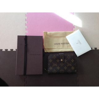 ルイヴィトン(LOUIS VUITTON)の8日まで♪ ヴィトン＆プラダセット(財布)