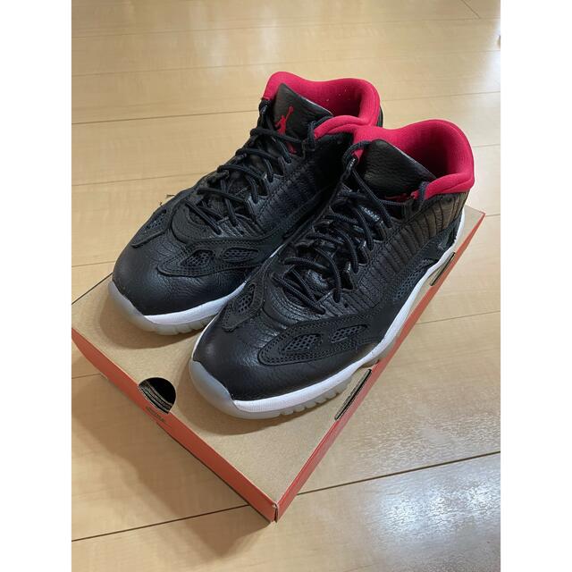 NIKE AIR JORDAN 11 LOW IE靴/シューズ