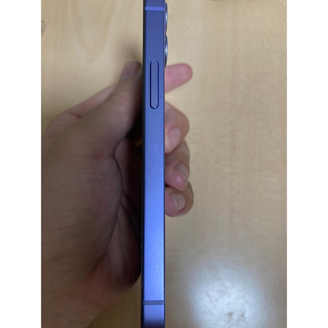 【さやか様専用】アップル iPhone12 mini 64GB パープル au スマホ/家電/カメラのスマートフォン/携帯電話(スマートフォン本体)の商品写真
