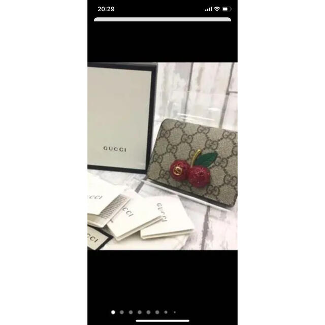 Gucci - 美品GUCCIチェリー付き財布