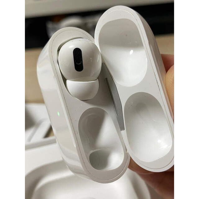 APPLE AirPods Pro ノイズキャンセリング付完全ワイヤレスイヤホン