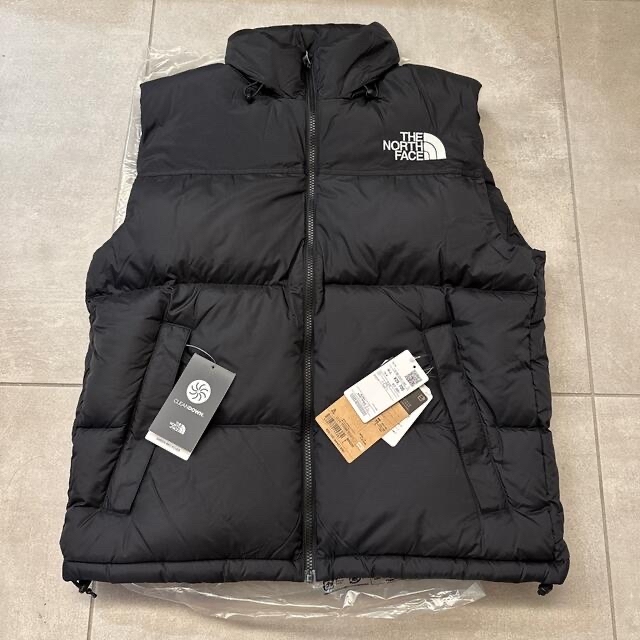 定価以下　Nuptse Vest 2022年モデル