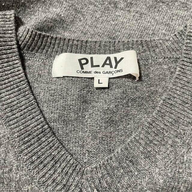 COMME des GARCONS(コムデギャルソン)のPLAY COMME des GARÇONS コムデギャルソン　セーター　グレー レディースのトップス(ニット/セーター)の商品写真