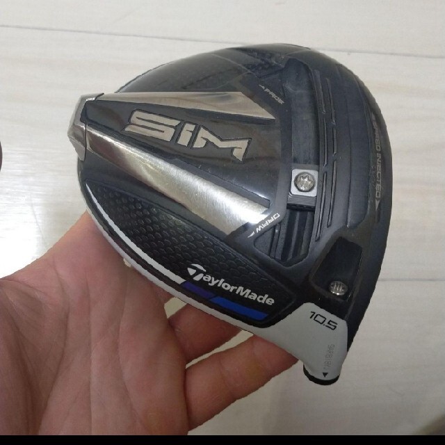 TaylorMade(テーラーメイド)の最新ステルス以上の低スピン＆飛距離性能！調整機能満載☆初代☆SIM ヘッドのみ スポーツ/アウトドアのゴルフ(クラブ)の商品写真