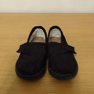 トムズ(TOMS)のＴＯＭＳ(スリッポン)