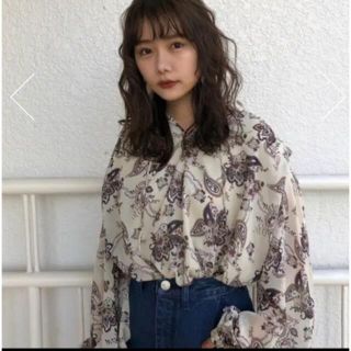 moussy  ペイズリー柄　ブラウス　新作　春服　アイボリー　ホワイト　白