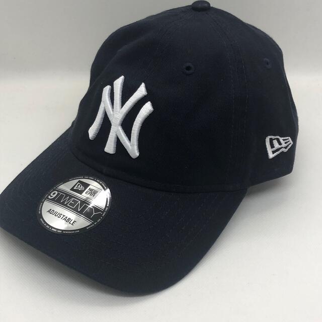 MOMA(モマ)の✨新品未使用　★New Era✖️MoMA★ NYヤンキース　キャップ　ネイビー メンズの帽子(キャップ)の商品写真