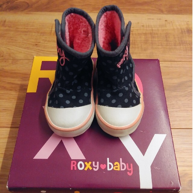 Roxy(ロキシー)のROXY baby スニーカー　Roxyスニーカー　ベビースニーカー キッズ/ベビー/マタニティのベビー靴/シューズ(~14cm)(スニーカー)の商品写真