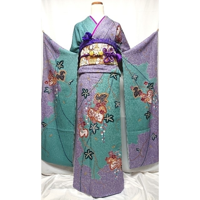 トールサイズ振袖7点セット《染め分け・金彩駒刺繍葡萄桜文様