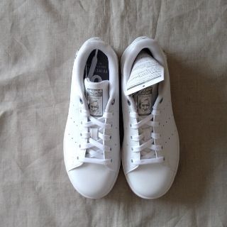 アディダス(adidas)のadidas STAN SMITH スタンスミス FX5523 22.0cm新品(スニーカー)