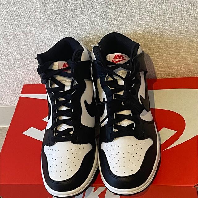 スニーカーNike WMNS Dunk High Black and White パンダ