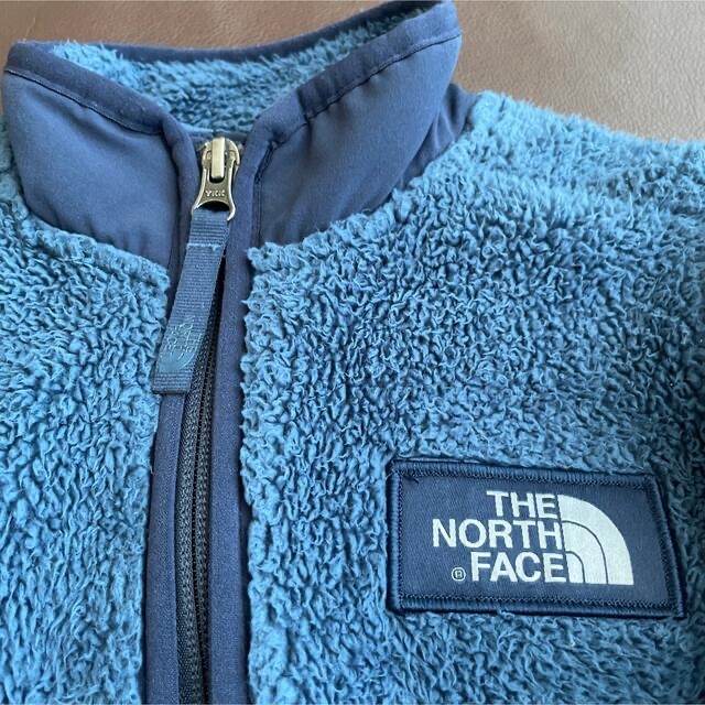 THE NORTH FACE(ザノースフェイス)のノースフェイス　フリース　ジャケット　XS  120 キッズ/ベビー/マタニティのキッズ服男の子用(90cm~)(ジャケット/上着)の商品写真