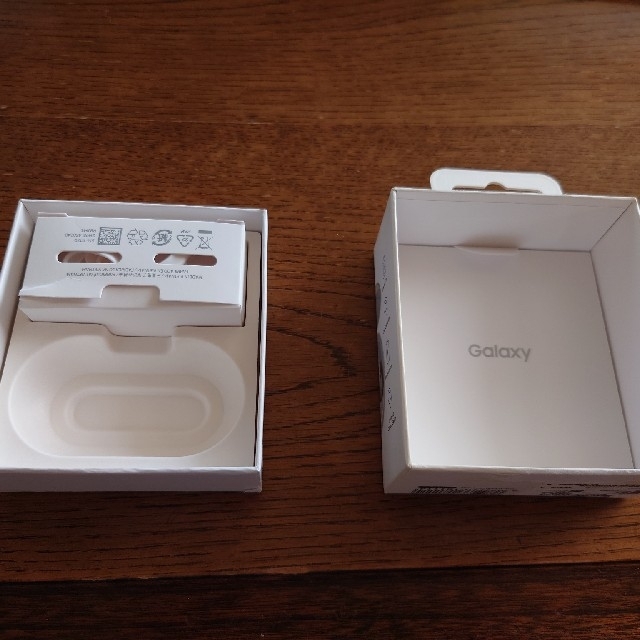 SAMSUNG 完全ワイヤレスイヤホン GALAXY BUDS WHITE 5