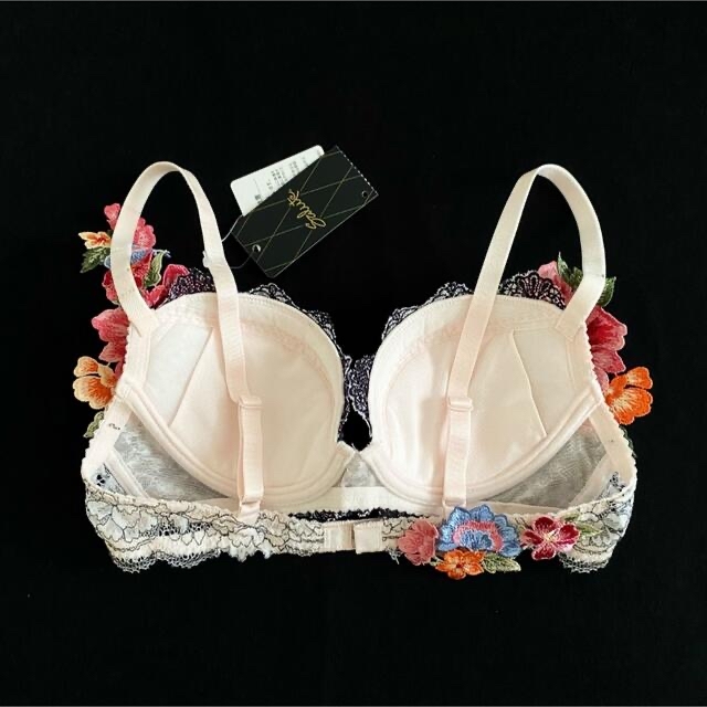 サルート 59G 店舗限定 フォークロア E75 ノーマルショーツL-