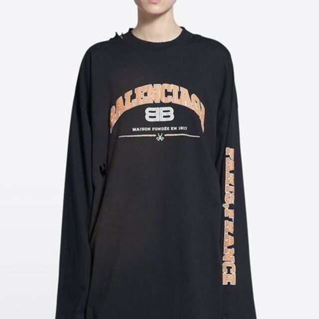 Balenciaga(バレンシアガ)の●新品/正規品● BALENCIAGA MAISON ロングスリーブ Tシャツ レディースのトップス(Tシャツ(長袖/七分))の商品写真