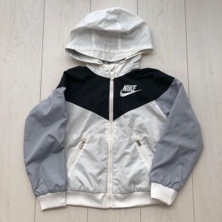 ナイキ(NIKE)のNIKE ナイロンジャケット　110サイズ(ジャケット/上着)